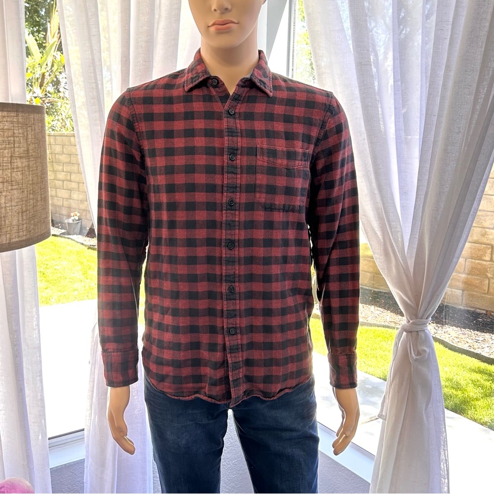Wallin & Bros Men's Flannel Shirt Size M Medium Buffalo Plaid Long Sleeve